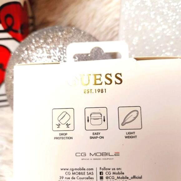Guess AirPods 3 case NEW - Picture 2 of 5